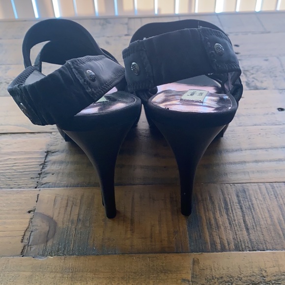 Strappy Black Heels - Picture 4 of 7